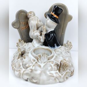 Retired Yankee Candle Boney Bunch ‘Til Death Do Us Part Tealight Holder
